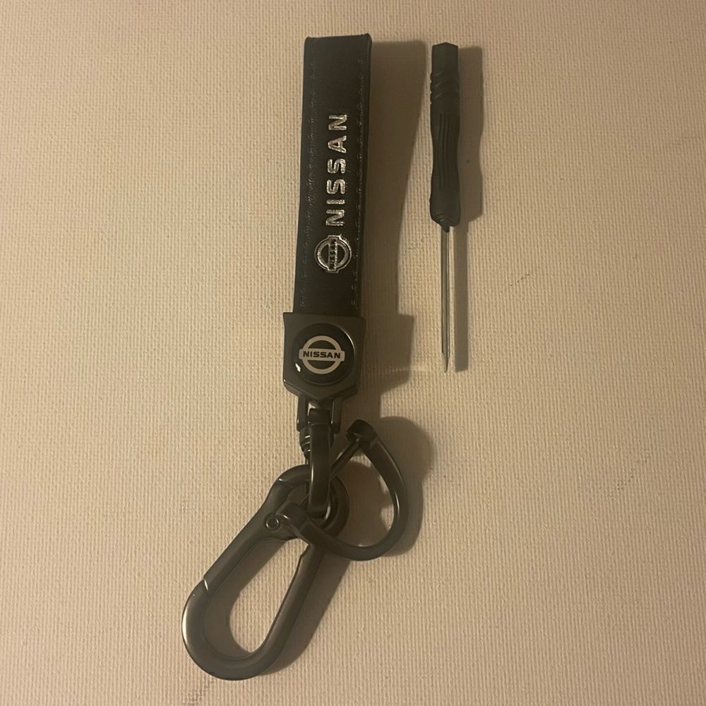 Nissan Logo Key Fob Keychain in Black Leather NWT